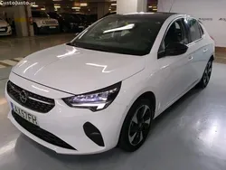 Branco Usado 2023 Opel Corsa-e Elegance Citadino | € 21.800 (Preço justo)