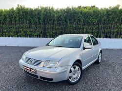 Cinzento Usado 1997 VW Bora Sedan | € 3.990