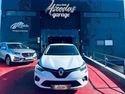 Branco Usado 2023 Renault Clio V Evolution | € 17.900 (Preço justo)