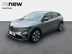 Cinzento Usado 2023 Renault Mégane IV Techno Sedan | € 31.990