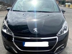 Preto Usado 2017 Peugeot 208 Citadino | € 9.900 (Bom preço)