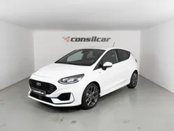 Branco Usado 2022 Ford Fiesta ST-Line Citadino | € 15.980 (Bom preço)
