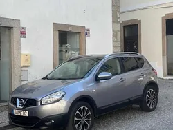 Cinzento Usado 2011 Nissan Qashqai SUV | € 6.800 (Preço elevado)