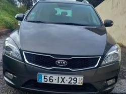 Usado 2010 Kia Ceed 2 Sedan | € 5.250 (Bom preço)