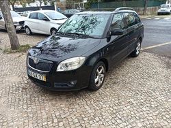 Usado 2008 Skoda Fabia Sedan | € 3.200