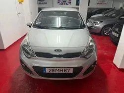 Cinza prata Usado 2011 Kia Rio EX | € 6.750 (Bom preço)