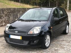 Usado 2007 Ford Fiesta Sedan | € 3.950