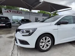 Branco Usado 2019 Renault Mégane IV LIMITED | € 17.950 (Preço justo)