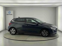 Cinzento Usado 2024 Hyundai i20 Comfort Citadino | € 17.490 (Preço justo)