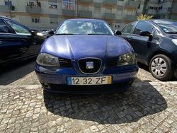 Usado 2004 Seat Ibiza Sedan | € 2.200 (Bom preço)