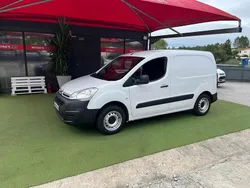 Branco Usado 2017 Citroën Berlingo Monovolume | € 8.999 (Preço justo)