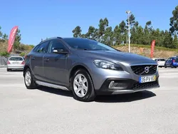 Cinzento Usado 2015 Volvo V40 CC Carrinha | € 14.900 (Caro)