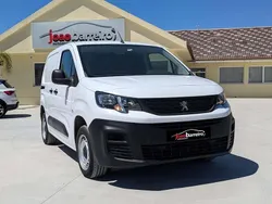 Branco Usado 2019 Peugeot Partner Monovolume | € 11.750 (Preço justo)