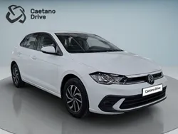 Branco Usado 2024 VW Polo Life | € 19.990 (Preço justo)