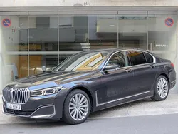 Cinza Usado 2020 BMW 730 Comfort Edition Sedan | € 50.000
