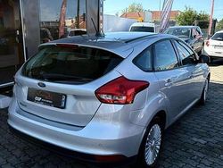 Cinza Usado 2018 Ford Focus Carrinha | € 14.900 (Preço justo)