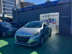 Cinza Usado 2018 Peugeot 208 Active Citadino | € 10.990 (Preço justo)