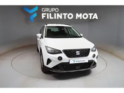 Branco Usado 2023 Seat Arona Style SUV | € 18.060 (Preço justo)