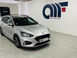 Cinza Usado 2019 Ford Focus ST-Line Carrinha | € 14.599 (Preço justo)
