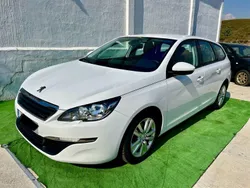 Usado 2014 Peugeot 308 Active Sedan | € 10.500 (Preço elevado)