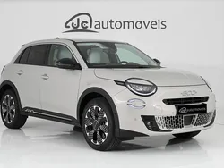 Outra Usado 2025 Fiat 600 | € 25.900 (Preço justo)