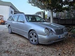 Usado 2001 Mercedes E270 Sedan | € 4.600