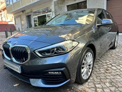 Cinza Usado 2021 BMW 116 Sport Line Citadino | € 24.200 (Preço justo)