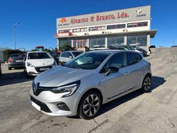 Cinzento Usado 2022 Renault Clio V | € 22.800