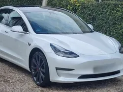 Branco Usado 2019 Tesla Model 3 Performance Sedan | € 25.300 (Preço justo)