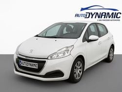 Branco Usado 2017 Peugeot 208 Active Citadino | € 15.490