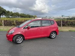 Vermelho Usado 2008 Honda Jazz Cool Citadino | € 4.500 (Bom preço)
