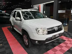 Branco Usado 2011 Dacia Duster SUV | € 9.950 (Preço justo)