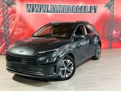 Cinza Usado 2023 Hyundai Kauai Premium SUV | € 25.900 (Preço justo)