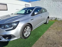 Cinza Usado 2018 Renault Mégane IV LIMITED Carrinha | € 7.990 (Preço justo)