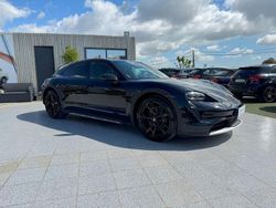 Preto Usado 2023 Porsche Taycan Sedan | € 74.990 (Preço elevado)