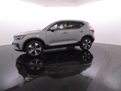 Cinzento Usado 2024 Volvo XC40 SUV | € 36.450 (Preço elevado)