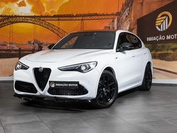 Branco Usado 2020 Alfa Romeo Stelvio Super SUV | € 28.400