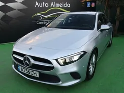 Cinza Usado 2018 Mercedes A180 Progressive | € 20.900 (Preço justo)