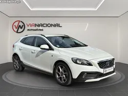 Branco Usado 2015 Volvo V40 CC Carrinha | € 15.450 (Caro)