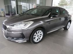 Cinza Usado 2018 Citroën C3 PureTech Citadino | € 17.950 (Caro)