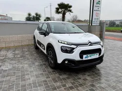 Branco Usado 2024 Citroën C3 PureTech Citadino | € 17.820 (Preço elevado)