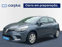 Cinza Usado 2018 Renault Clio IV Zen | € 11.500 (Bom preço)