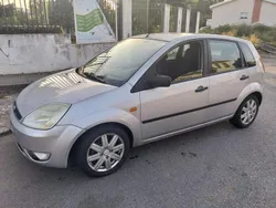 Usado 2005 Ford Fiesta Citadino | € 1.750 (Super Preço)
