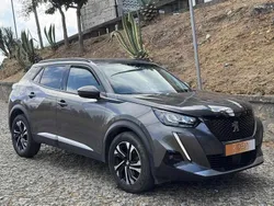 Cinzento Usado 2021 Peugeot 2008 SUV | € 17.650 (Preço justo)