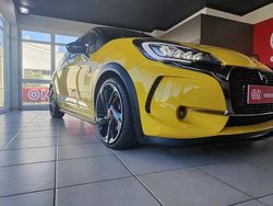 Amarelo Usado 2016 DS Automobiles DS3 Performance Coupé | € 17.500