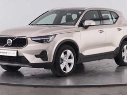 Cinzento Usado 2024 Volvo XC40 SUV | € 34.950 (Preço justo)