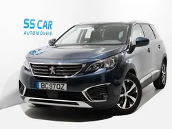 Azul Usado 2018 Peugeot 5008 Allure Monovolume | € 16.400 (Preço justo)