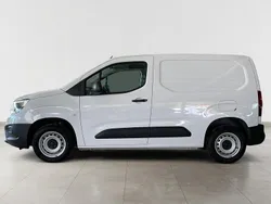 Branco Usado 2021 Opel Combo Monovolume | € 14.590 (Preço justo)