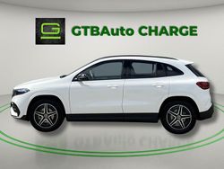 Branco Usado 2024 Mercedes EQA300 AMG line SUV | € 42.499