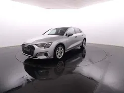 Cinza Usado 2022 Audi A3 Advanced Sedan | € 24.950 (Preço justo)